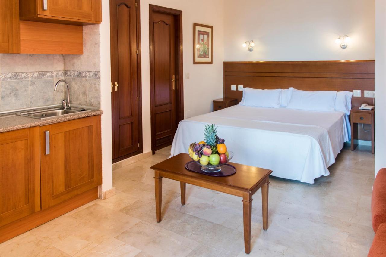 Apartamentos Don Juan Manilva Ngoại thất bức ảnh